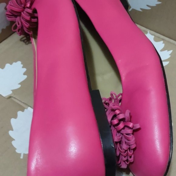 Talbots Pom Pom Ballet Flats "Stella" Leather Slip On Sz 7 ~ EUC - Picture 7 of 10